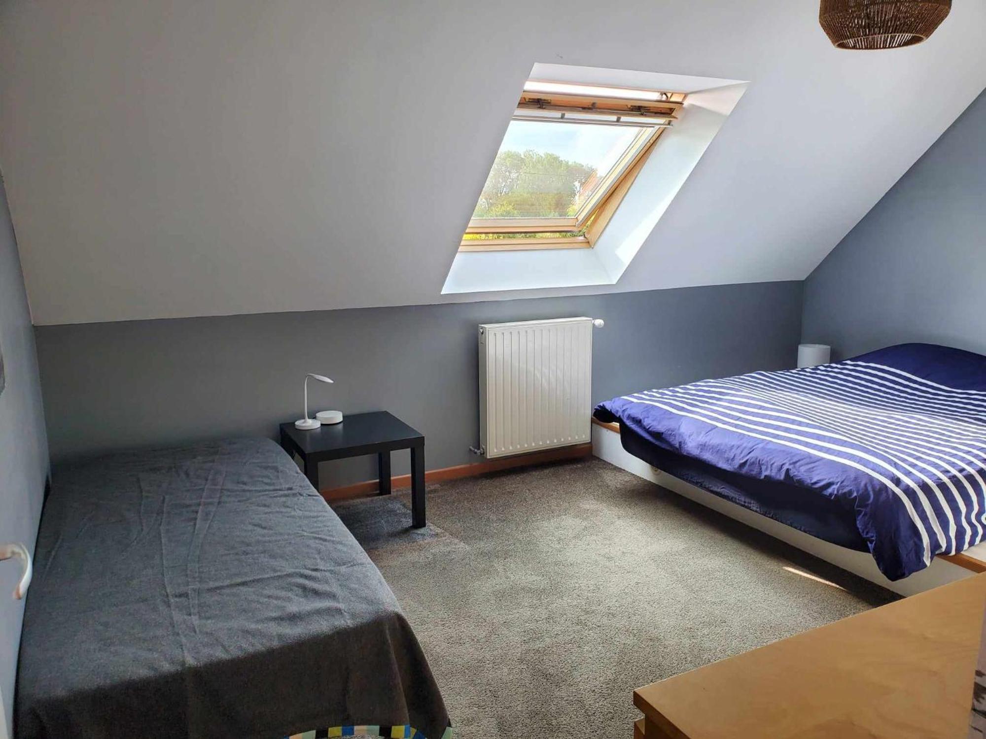 L Etablissement Gold Beach Propose 1 Hebergement , Maison 80M2 Avec Terrain 500M2, Parking Prive A 4 Min Du Port Artificiel D Arromanches, Services Accueil Personnalise, Lits Faits, Serviettes, Menage, Netflix, Wifi Ryes エクステリア 写真